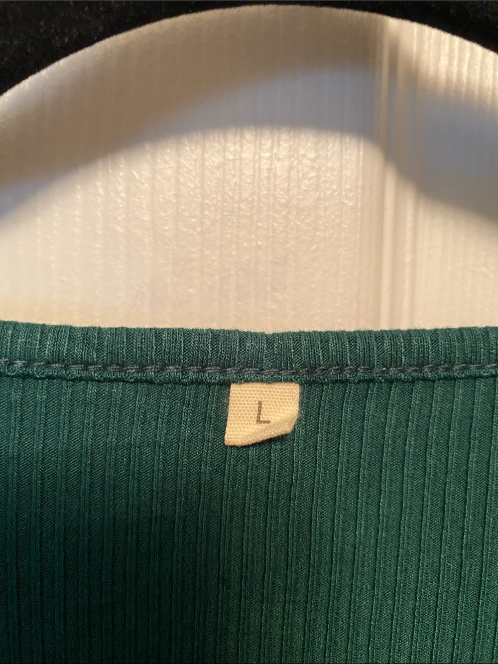 Long Sleeve Ribbed Top…size L - Picture 4 of 5